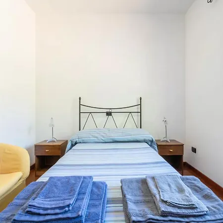 Charming House In With Sea View Orosei